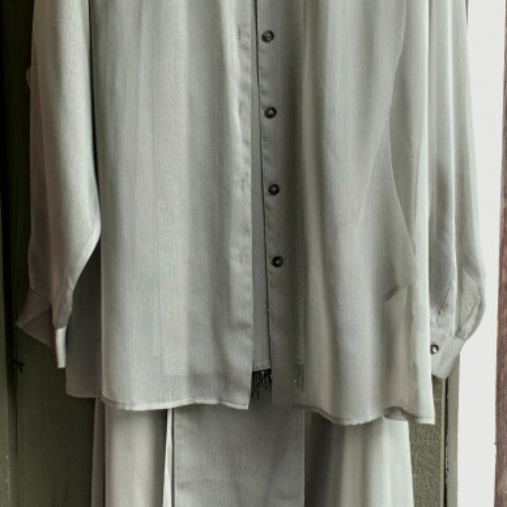 Formal Gown - Picture 3 of 9